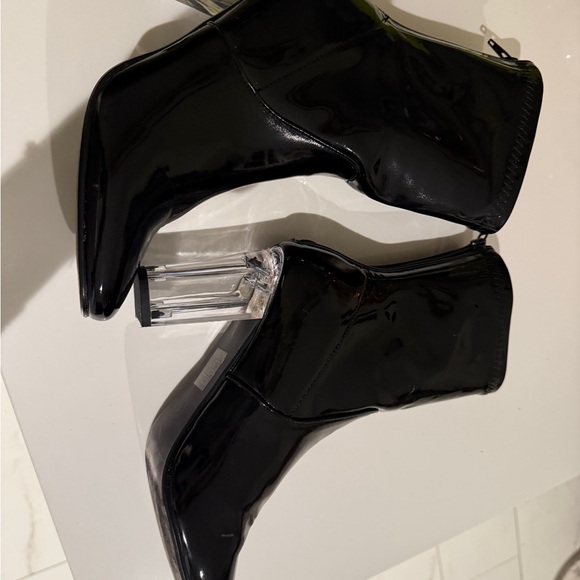 Glossy Patent Black Heeled Boots with Clear Block Heel - Picture 5 of 7